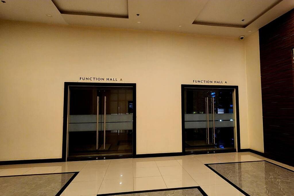Casa Antonio At Uptown Parksuites Tower One Bgc مانيلا المظهر الخارجي الصورة
